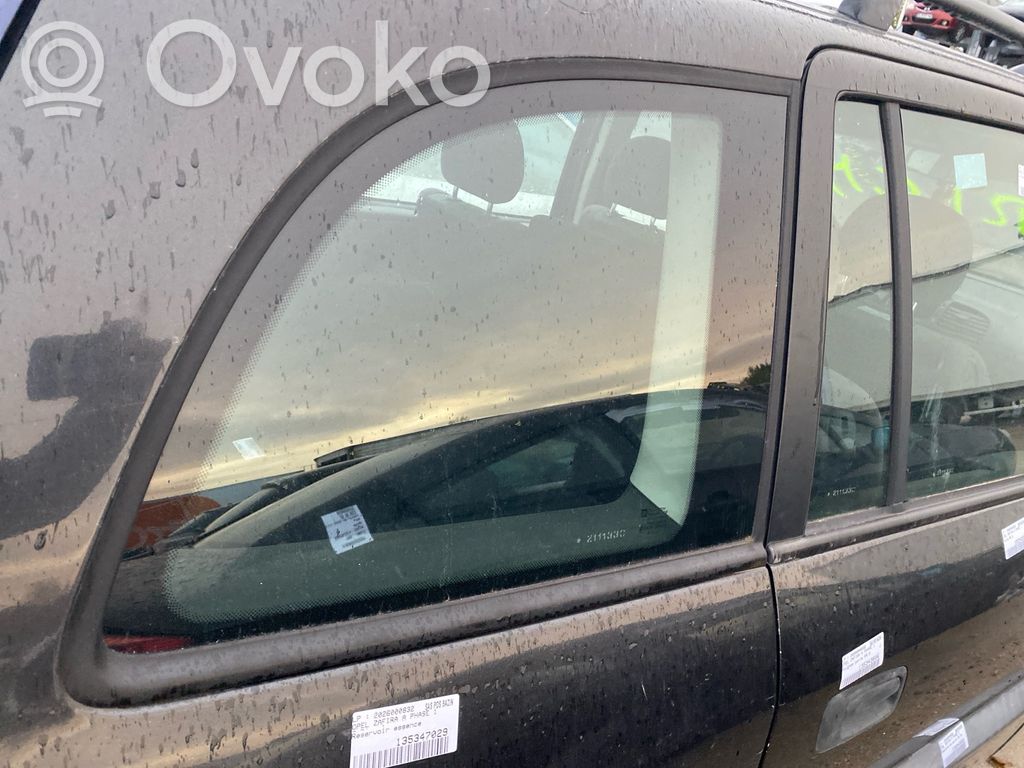 Opel Zafira A Finestrino laterale posteriore 