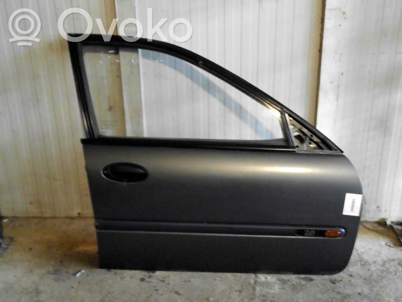 Renault Laguna I Puerta delantera 