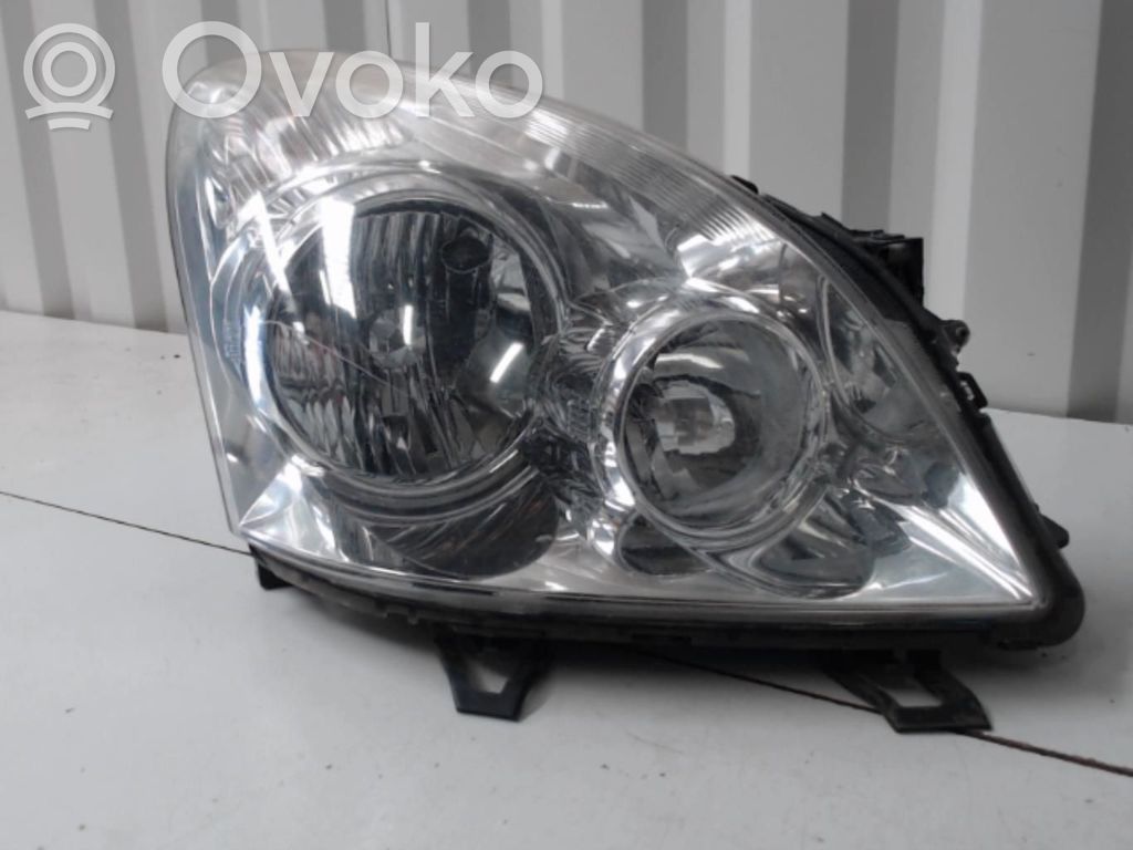 Toyota Corolla Verso E121 Scheinwerfer 