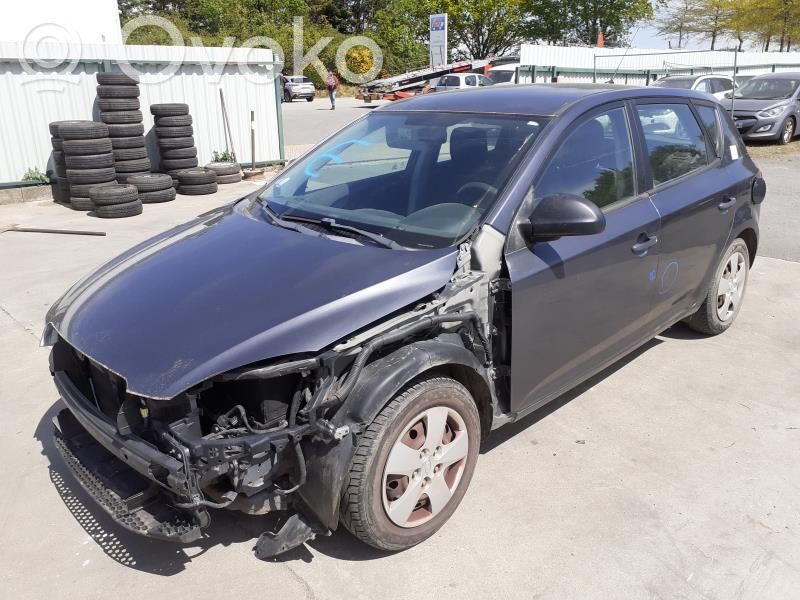 KIA Ceed Skydelis nuo saulės 