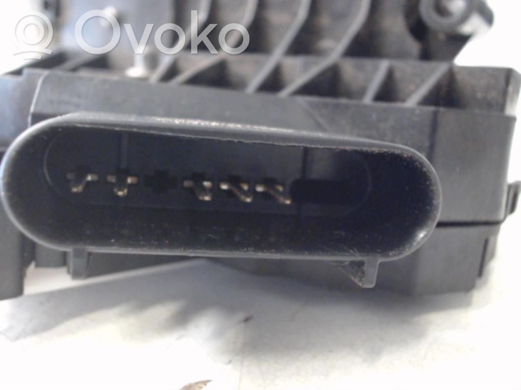 Ford Fiesta Front door lock 