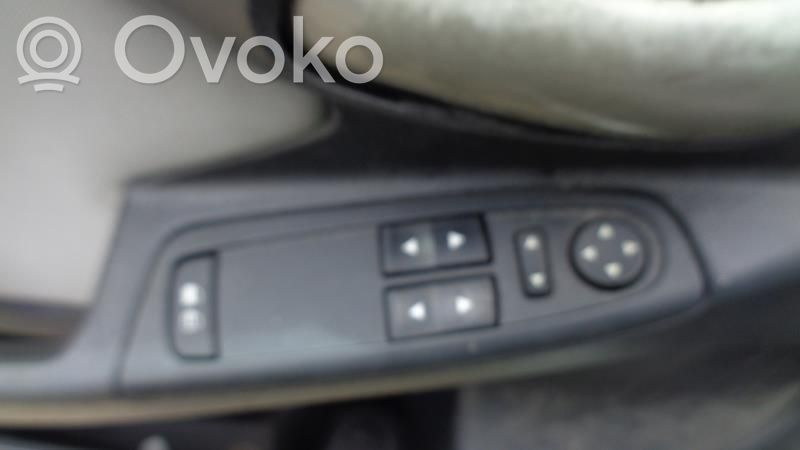 Przyciski szyb   735400636