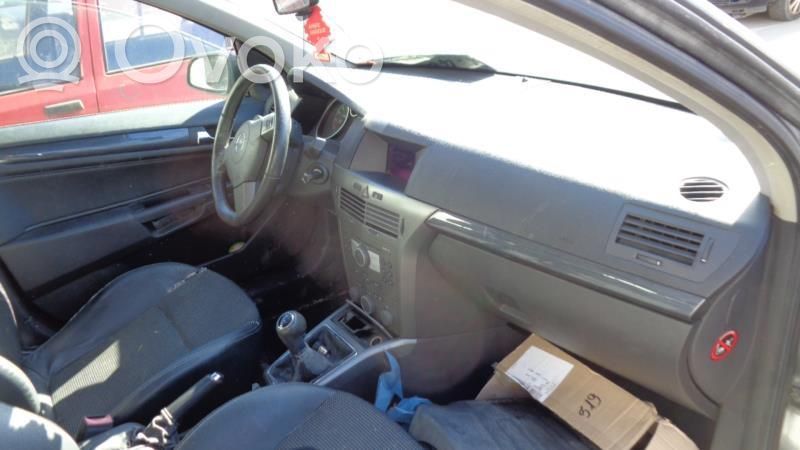 Opel Astra H Juego guantera 