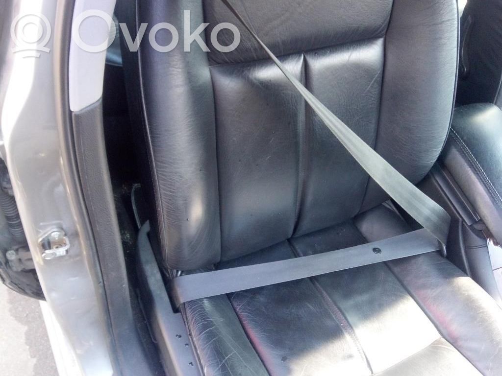 Peugeot 607 Cinturón delantero 