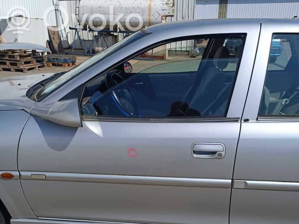 Opel Vectra B Durvis 