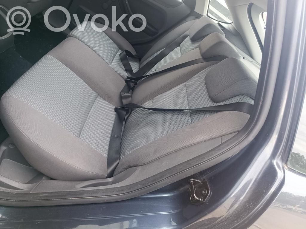 Ford Focus Zagłówek fotela tylnego 