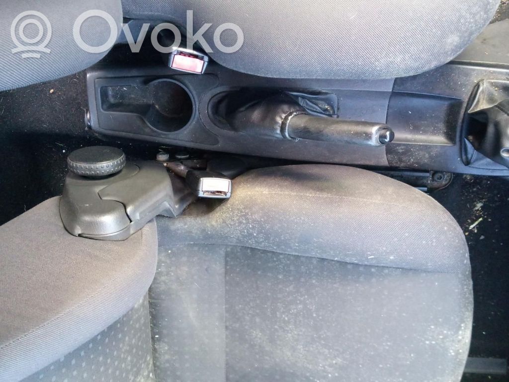 Ford Focus Hebilla del cinturón delantero 