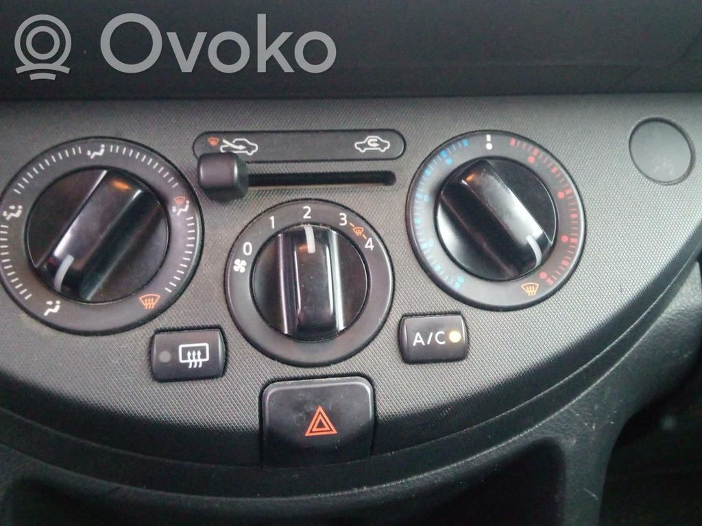 Nissan Note (E11) Climate control unit 
