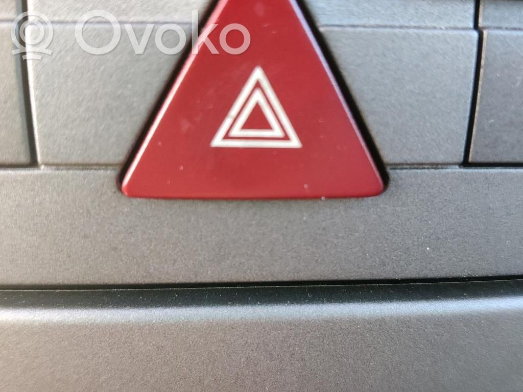 Citroen C5 Botón interruptor de luz de peligro 