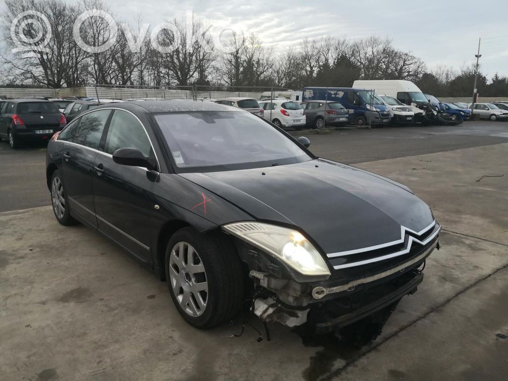 Citroen C6 Etujarrusatula 