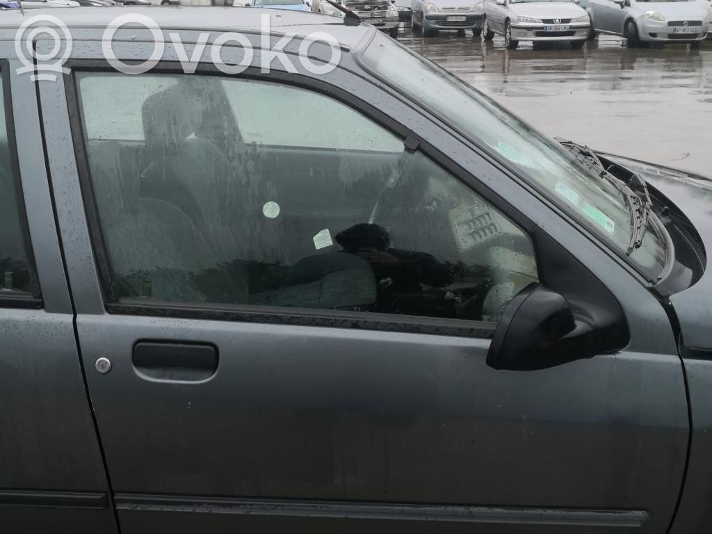 Renault Clio I Front door lock 