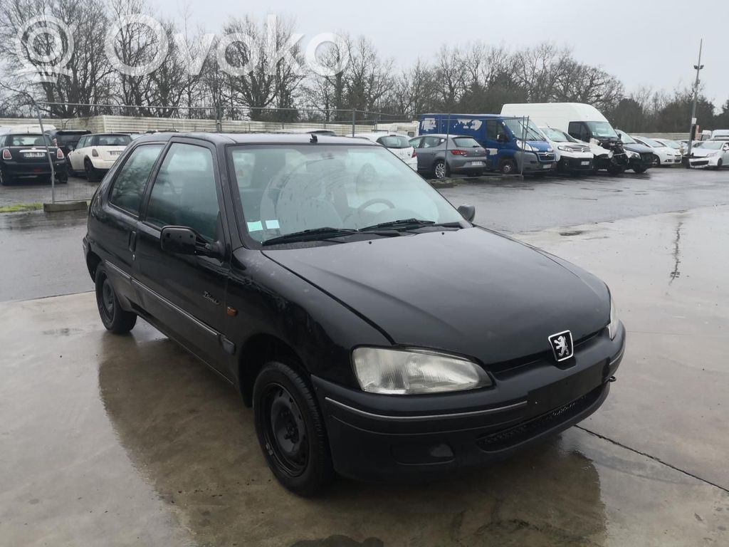 Peugeot 106 Radiatorių panelė 