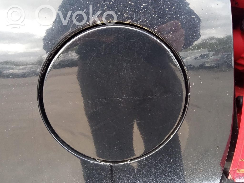 Nissan Pixo Klapka wlewu paliwa 
