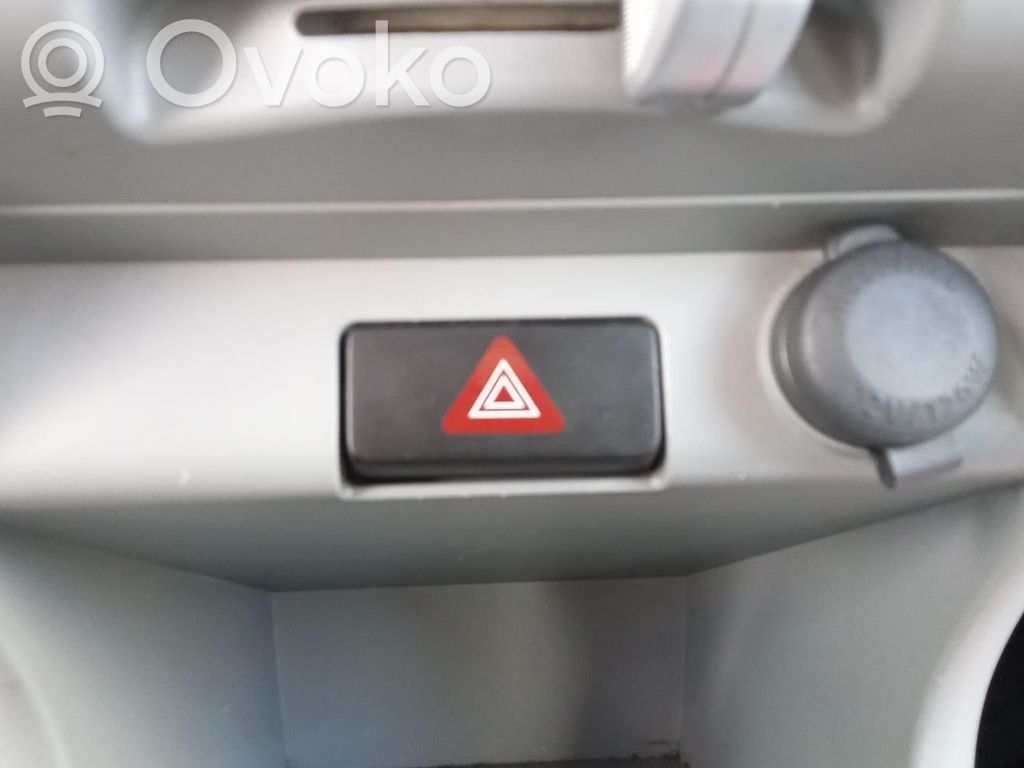 Nissan Pixo Botón interruptor de luz de peligro 