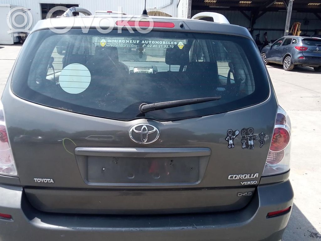 Toyota Corolla Verso E121 Tailgate/trunk/boot lid 