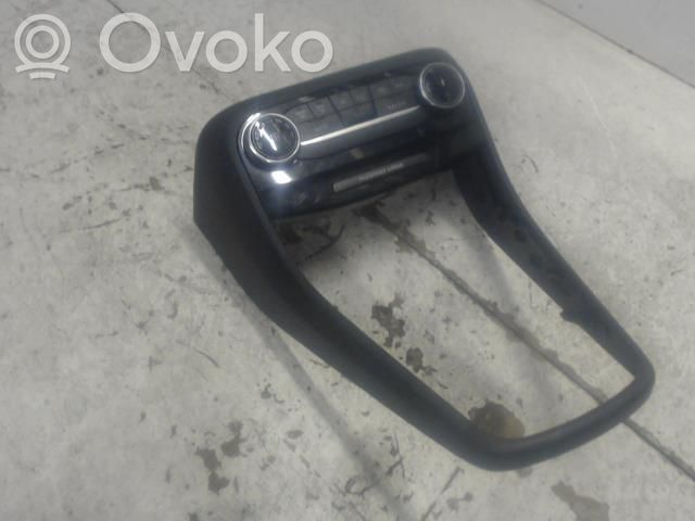 Climate control unit   2638323