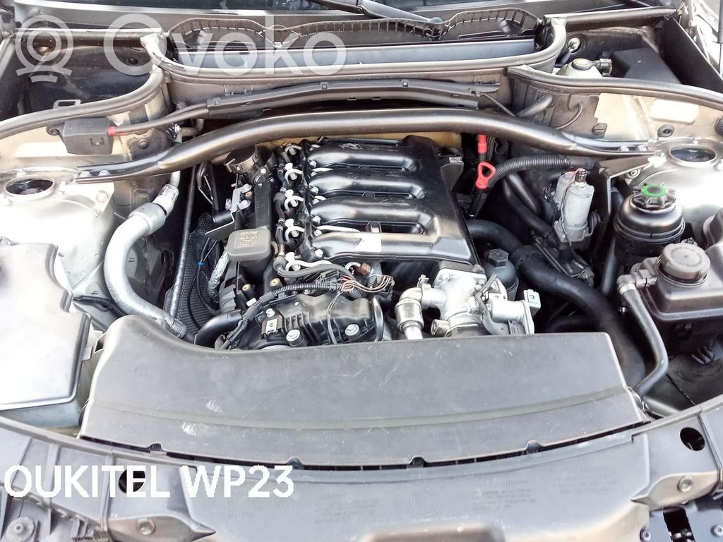 BMW X3 E83 Radiatorių panelė 