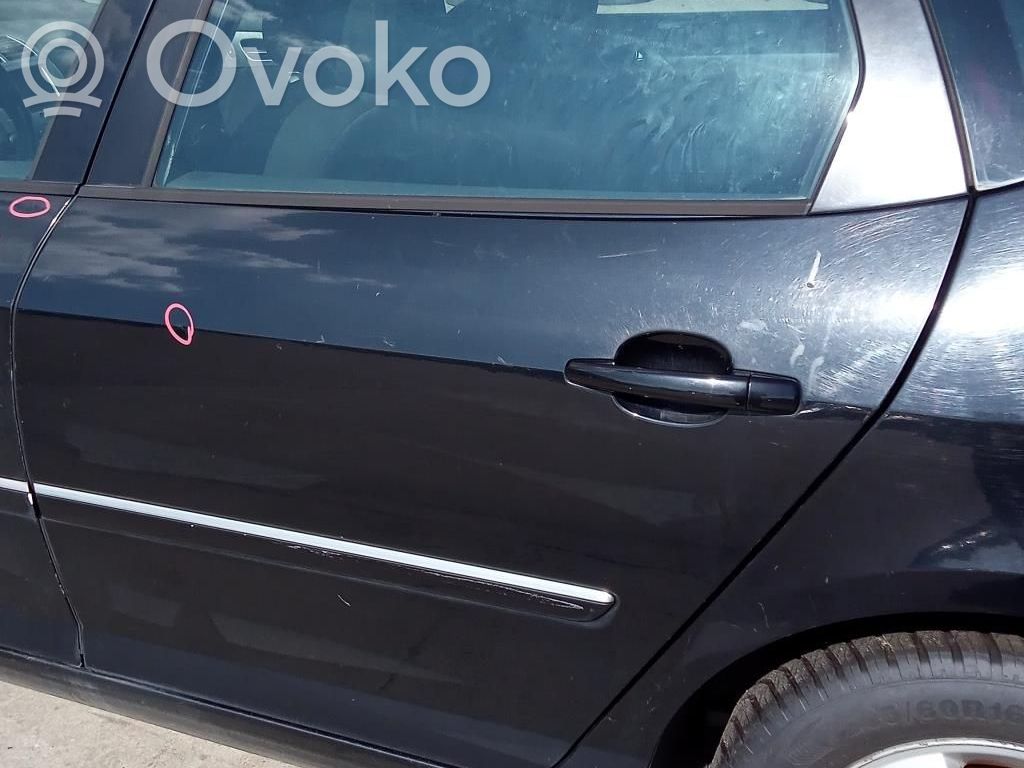 Peugeot 407 Galinės durys 