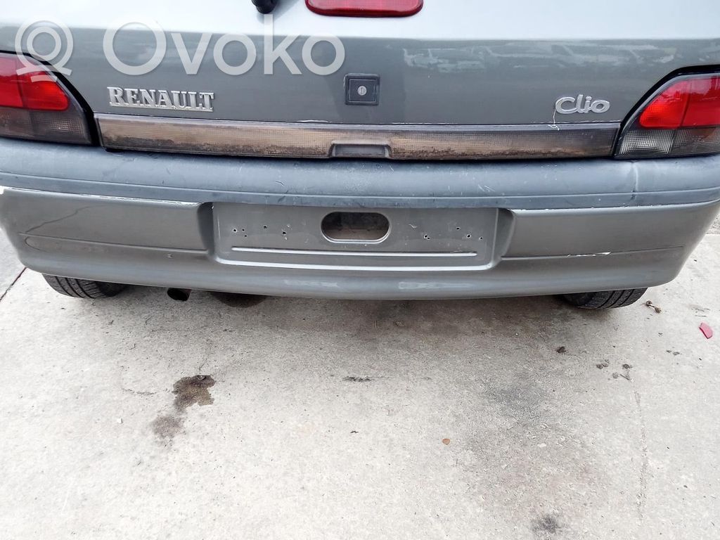 Renault Clio I Bamperis 