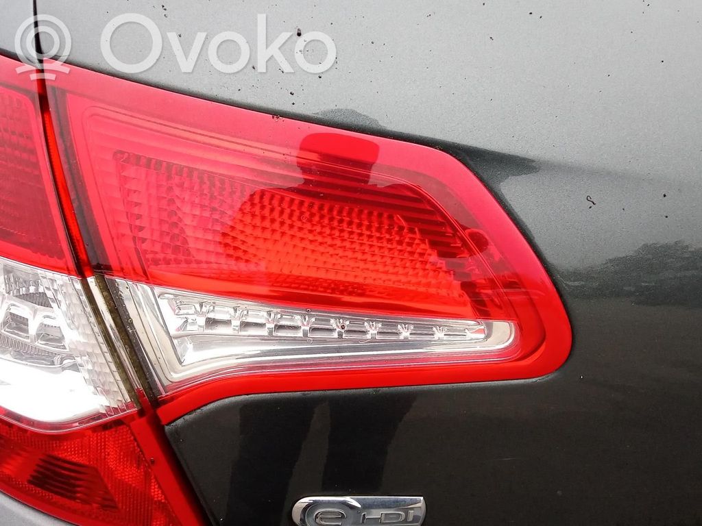 Citroen C4 II Tailgate rear/tail lights 