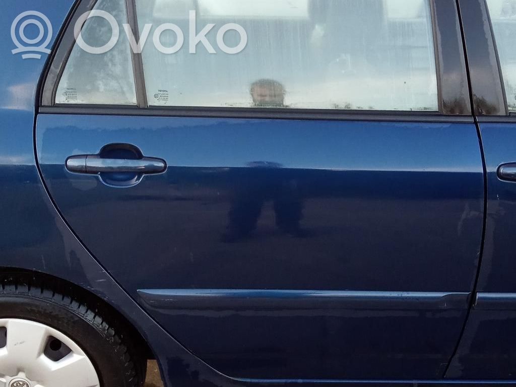 Toyota Corolla E120 E130 Galinės durys 
