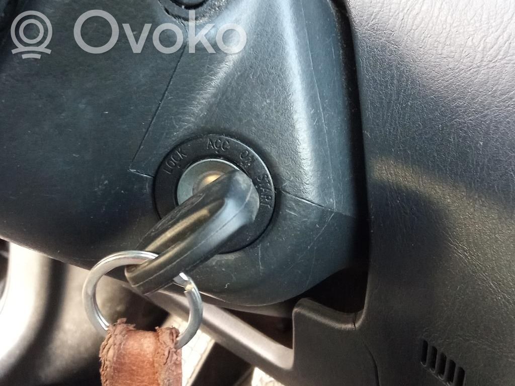 Užvedimo spynelė   4528002050