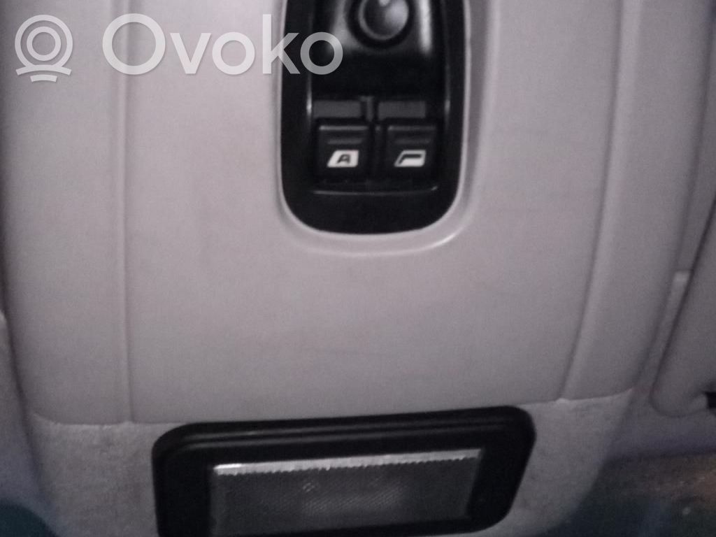 Citroen Jumpy Etuistuimen valo 