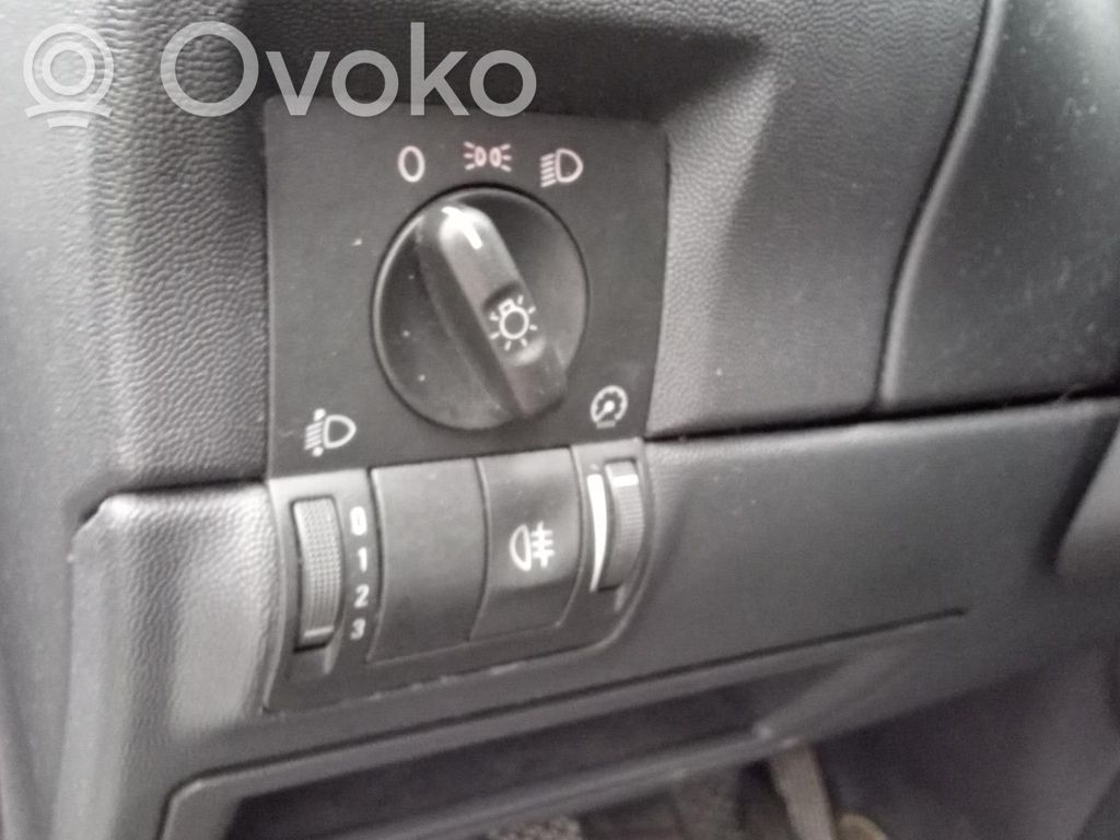 Opel Corsa C Light switch 