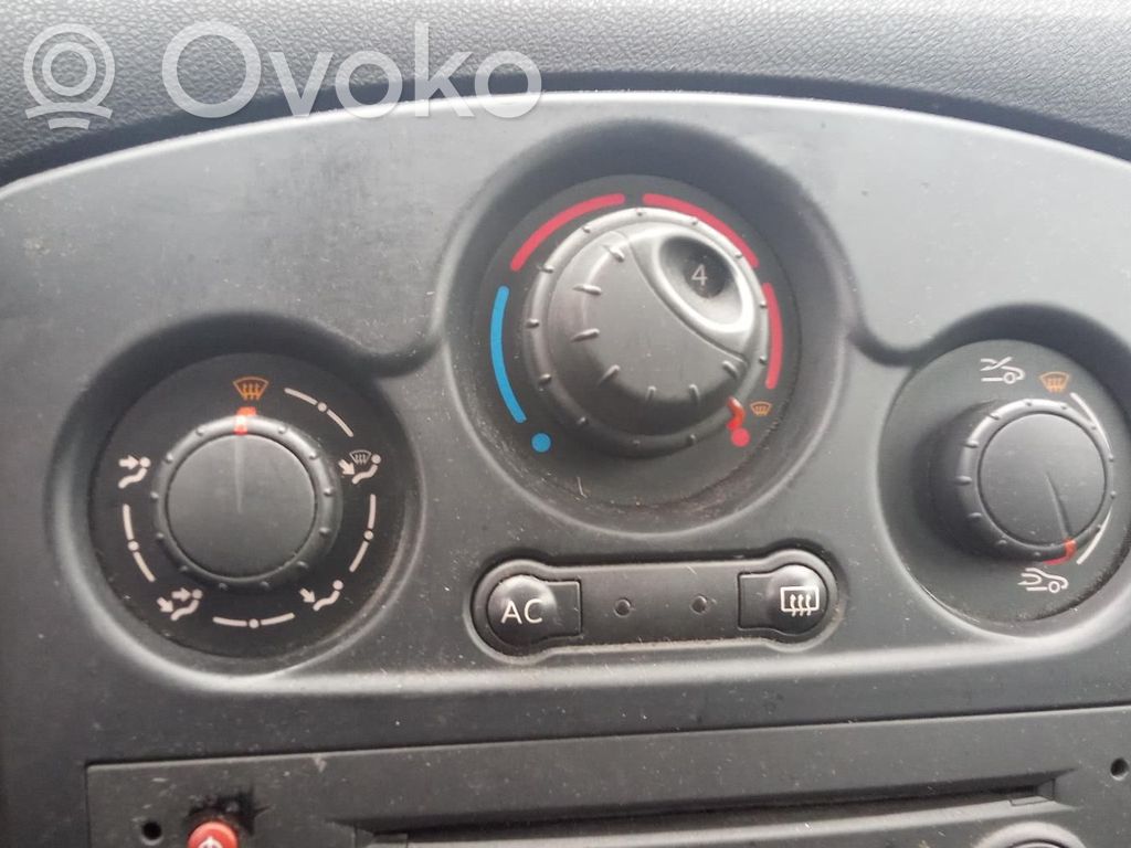 Renault Clio III Climate control unit 