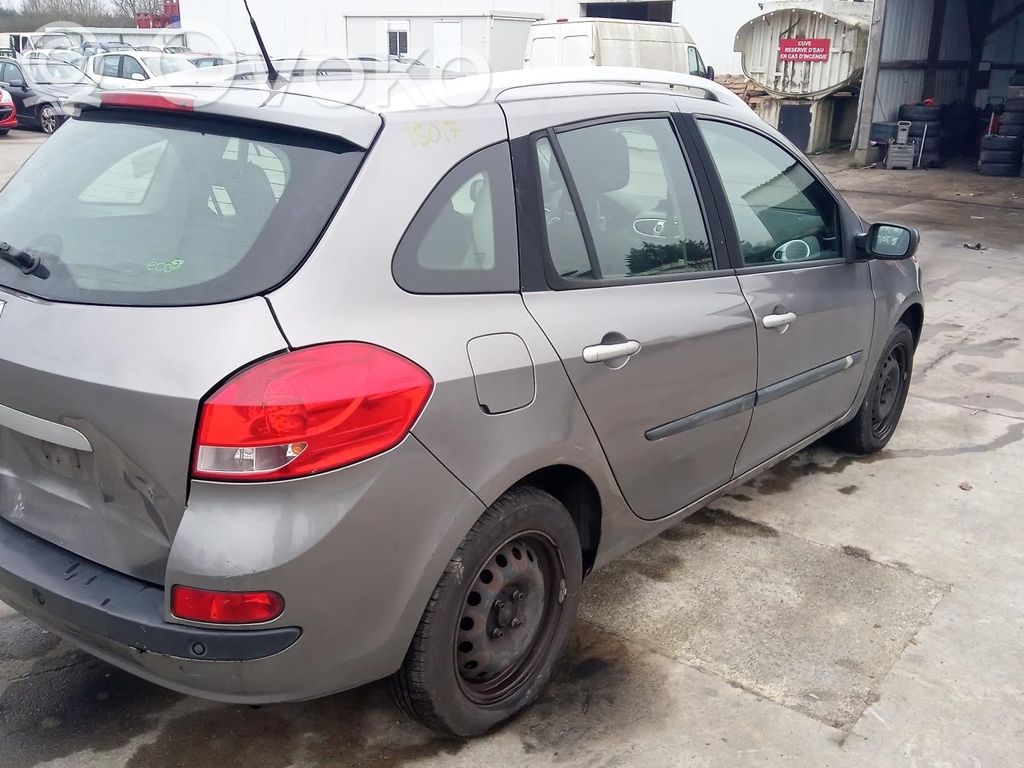 Renault Clio III Juego de montaje de la suspensión trasera 