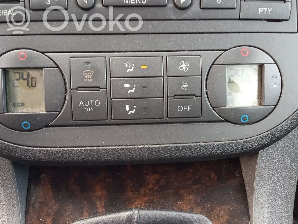 Ford C-MAX I Lämmittimen puhallin 