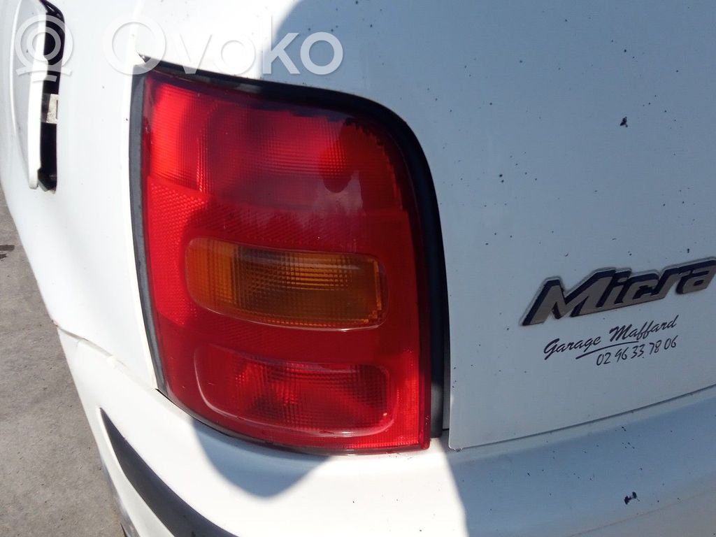 Nissan Micra Aizmugurējais lukturis virsbūvē 
