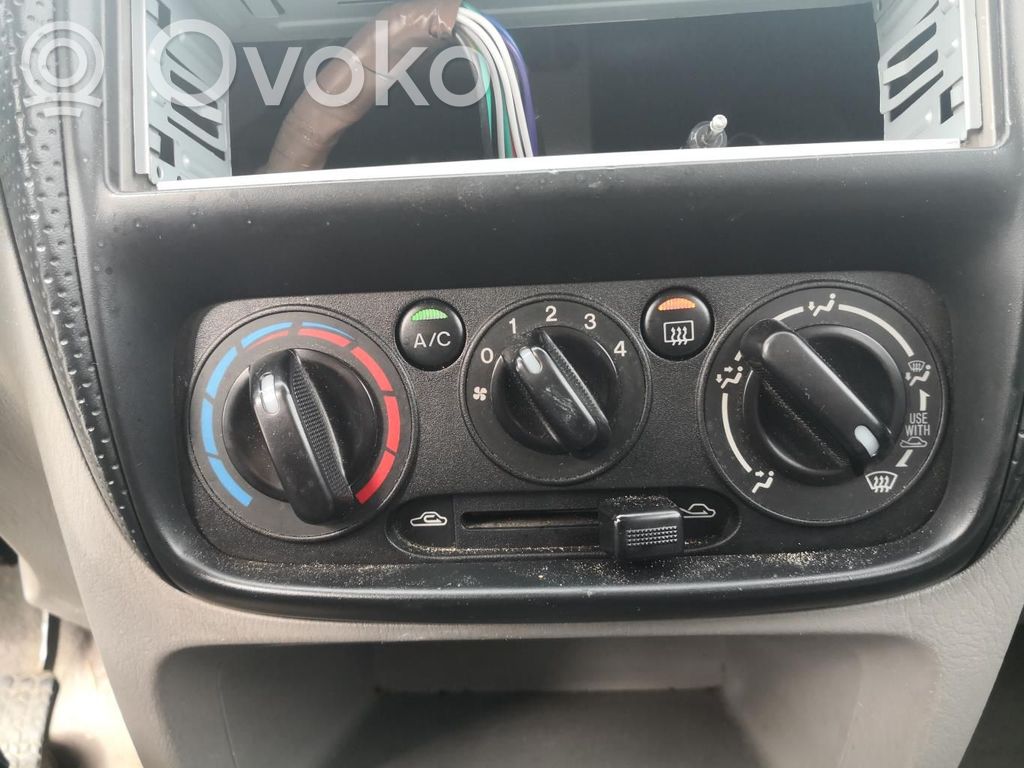 Mazda Demio Climate control unit 