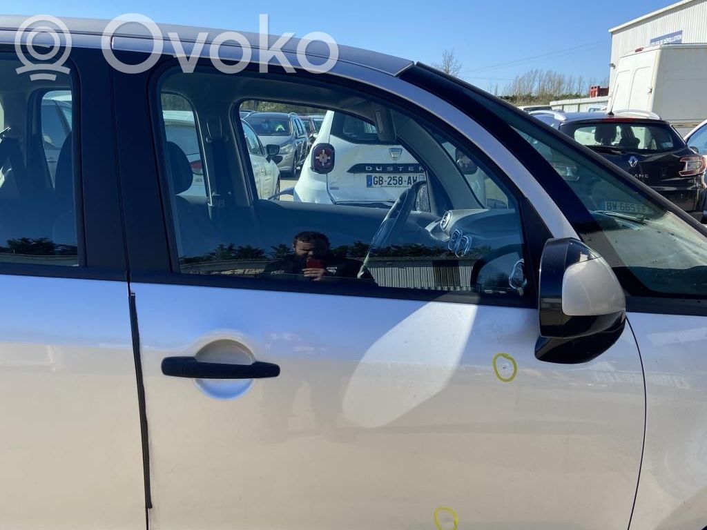 Citroen C3 Picasso Front door lock 
