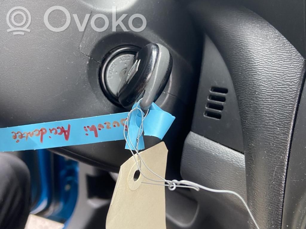 Suzuki Alto Contact aprindere 