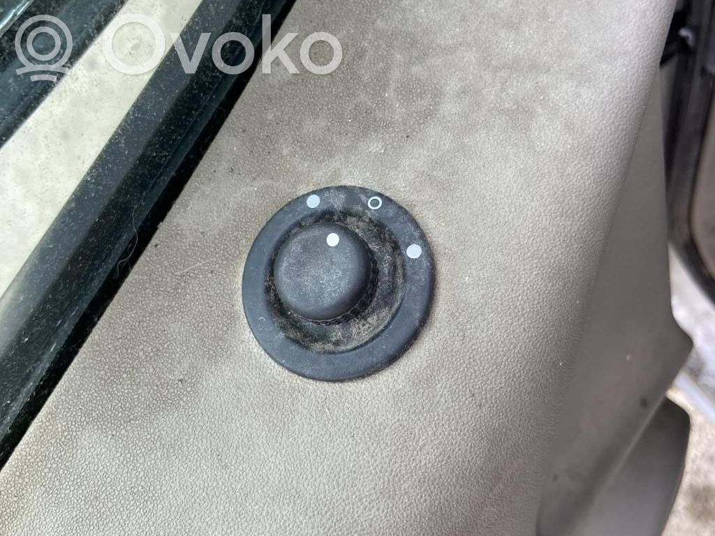 Renault Scenic II -  Grand scenic II Wing mirror switch 