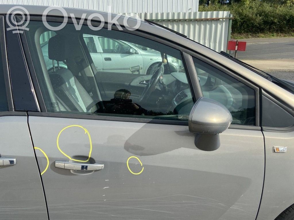 Opel Meriva B Puerta delantera 