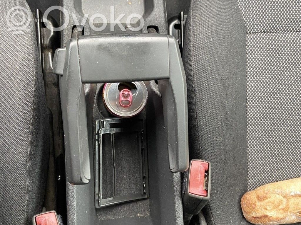 Opel Zafira B Hebilla del cinturón delantero 