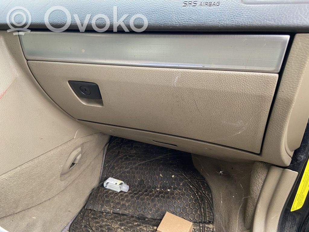 Volvo XC90 Juego guantera 