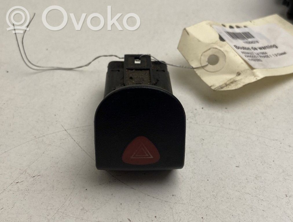 Renault Kangoo I Hazard light switch 