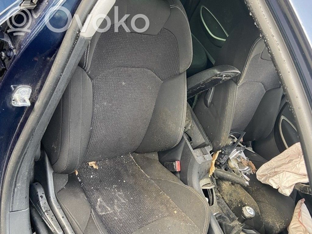 Citroen C5 Etumatkustajan istuin 