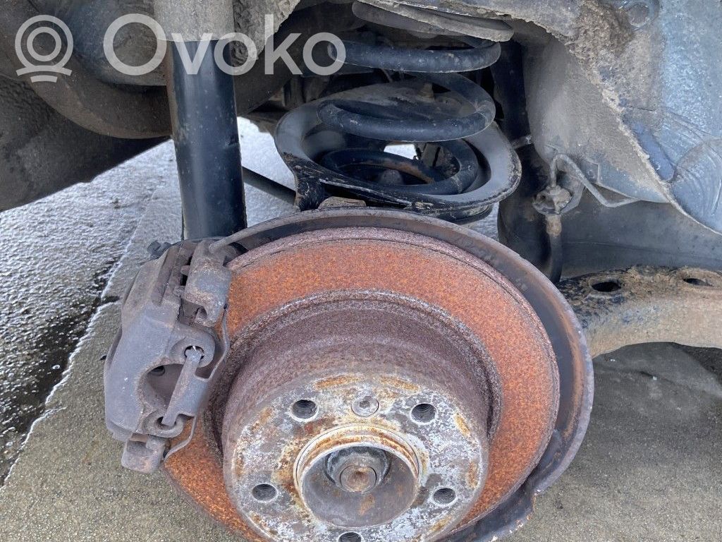BMW 3 E36 Задний суппорт 