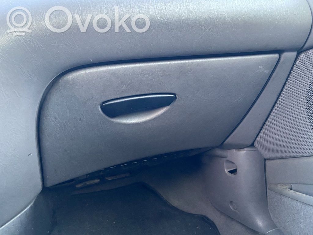 Ford Focus Daiktadėžės (bordačioko) komplektas 