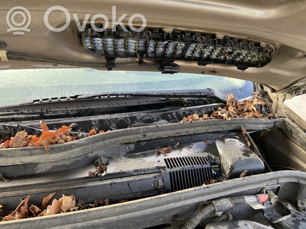 BMW X5 E53 Front wiper blade arm 