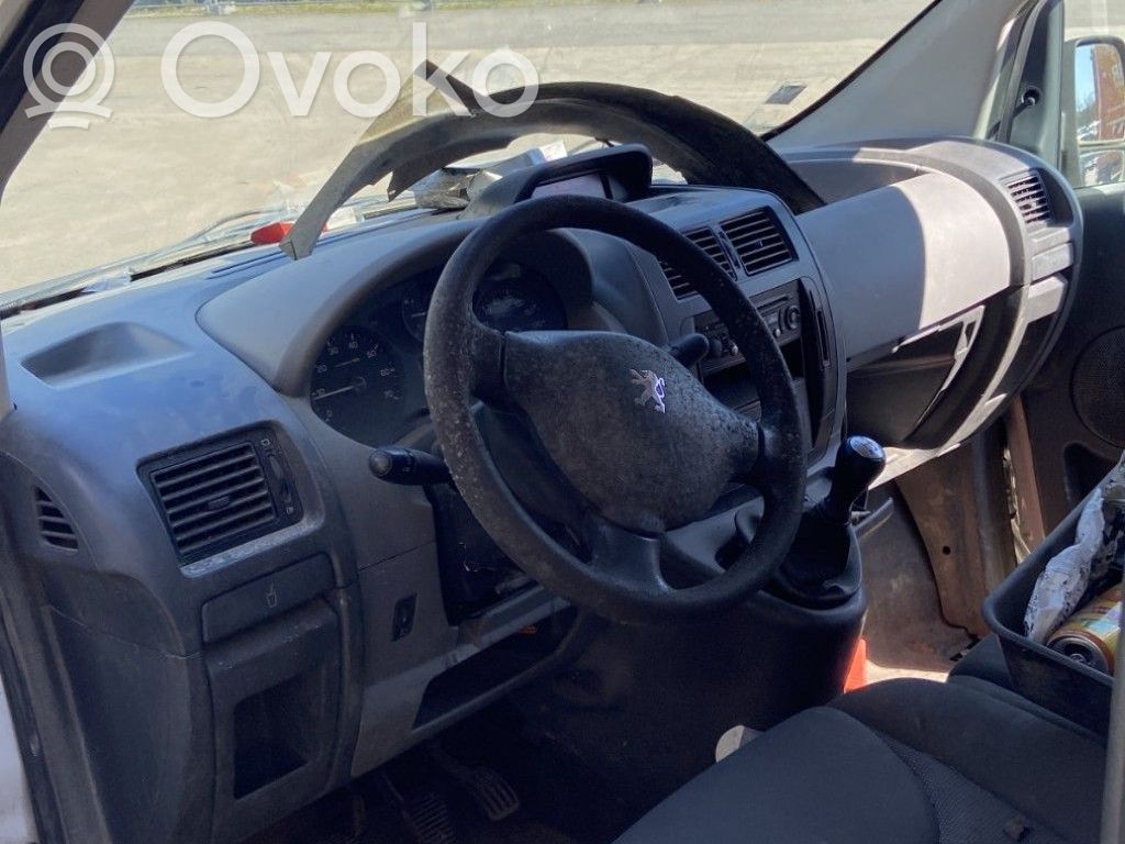 Peugeot Expert Rokturu komplekts 
