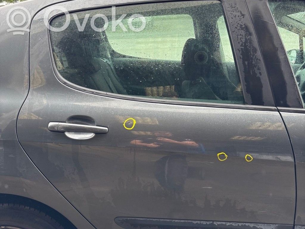 Peugeot 308 Vetro del finestrino della portiera posteriore 