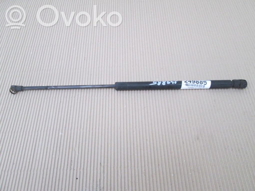Volkswagen Golf IV Support de levage de hayon