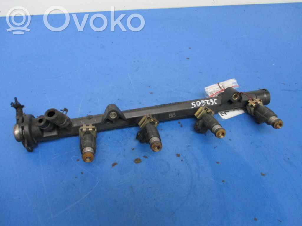 Volkswagen Polo III 6N 6N2 6NF Listwa wtryskowa