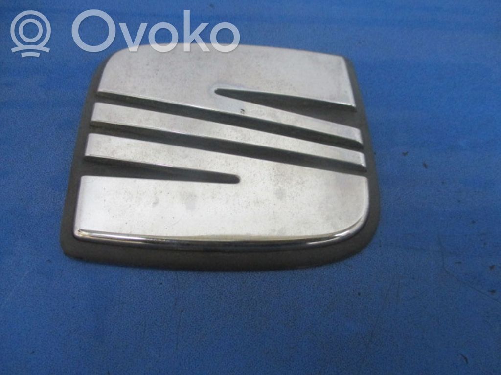 Seat Inca (6k) Atrapa chłodnicy / Grill 