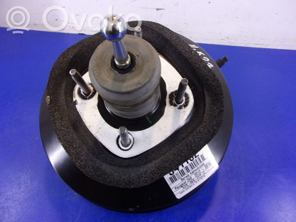 Peugeot 208 I Servo-frein 